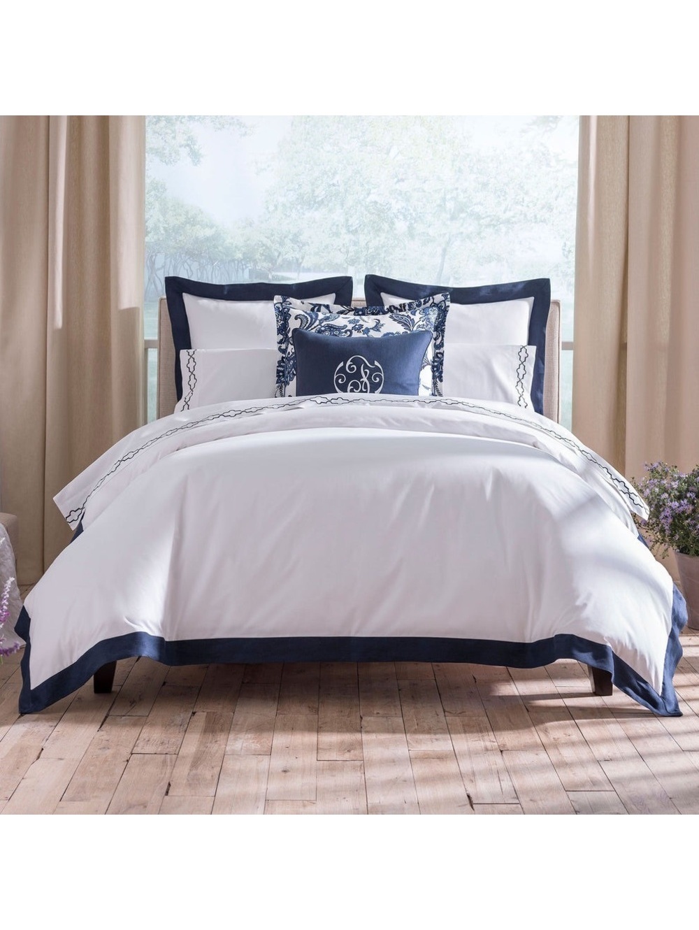 NWT Peacock Alley Mandalay Linen Cuff Duvet Cover, Queen New in Packaging